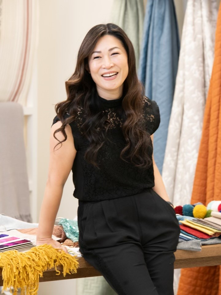 portrait of alum Jenny Jing Zhu